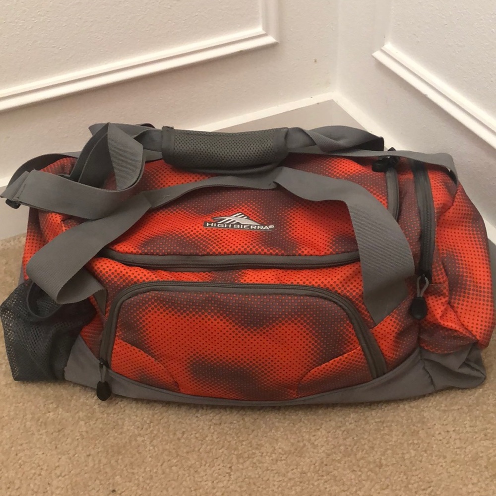 EUC High Sierra Duffel Bag
